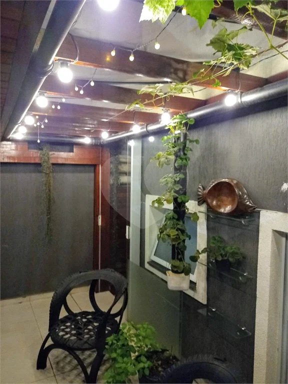 Sobrado à venda com 3 suítes em Vila Mazzei, São Paulo, SP