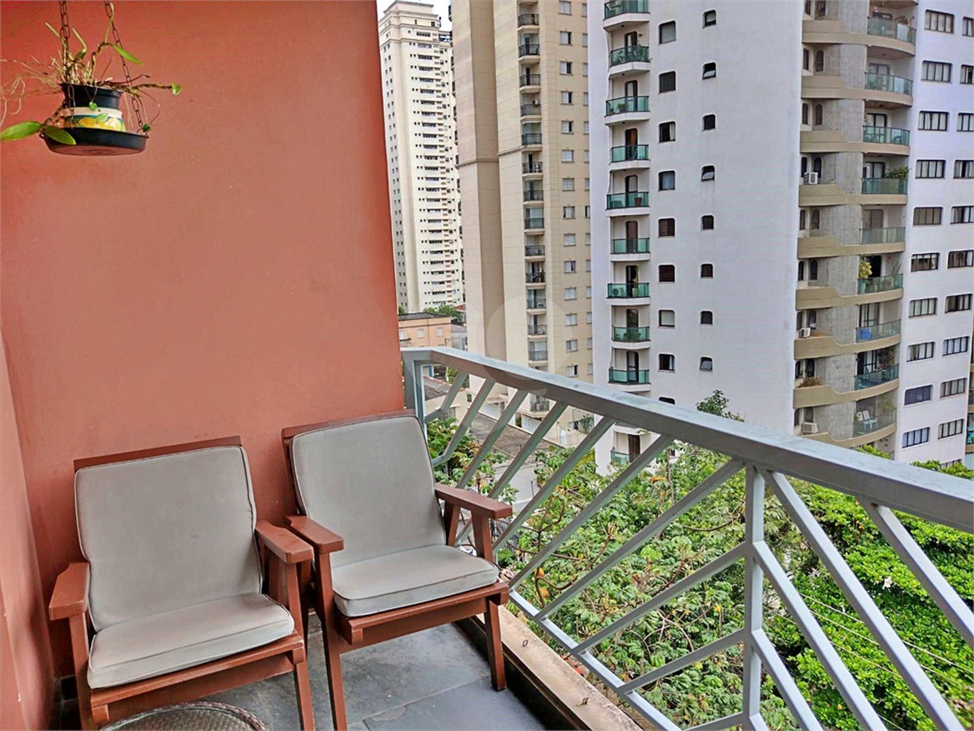 Apartamento à venda com 4 quartos, sendo 3 suítes, em Indianópolis, São Paulo, SP