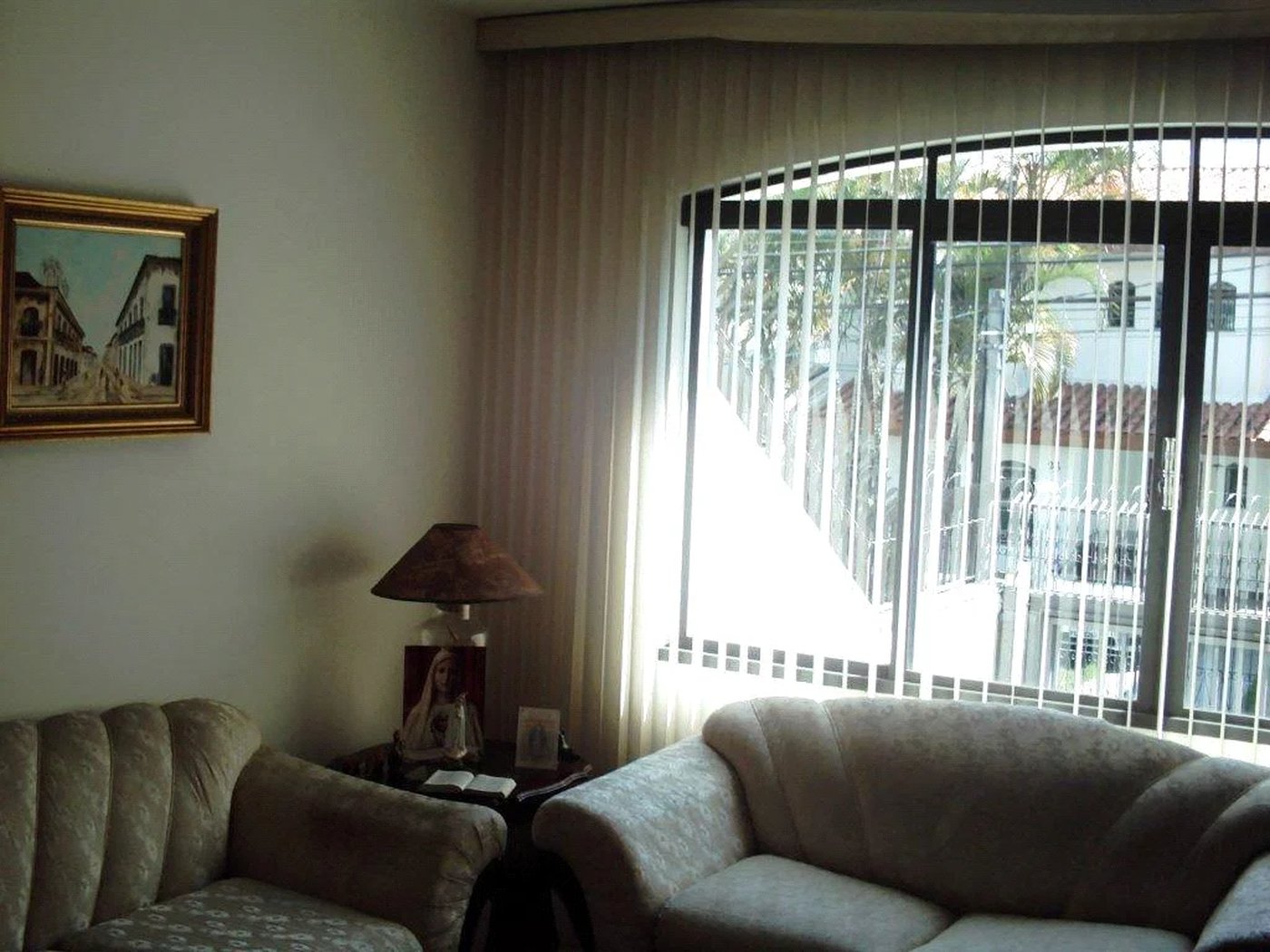 Casa à venda com 4 quartos, sendo 2 suítes, em Jardim Pinheiros, São Paulo, SP