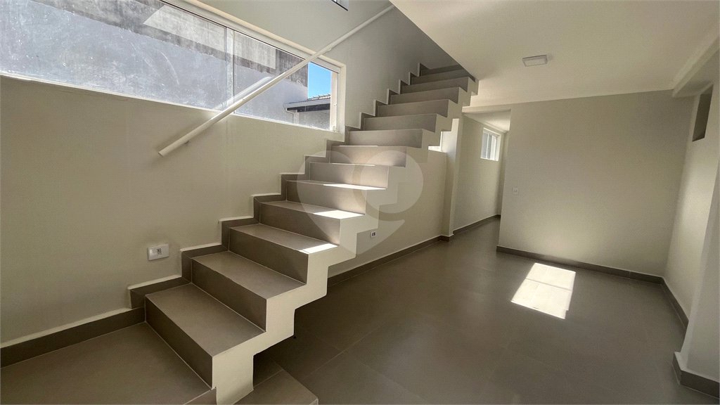 Sobrado à venda com 4 quartos, sendo 3 suítes, em Jardim Paulista, Atibaia, SP