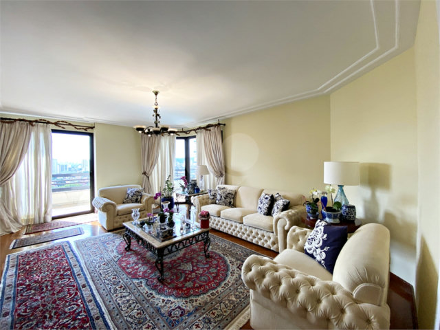Apartamento à venda com 4 suítes em Santana, São Paulo, SP