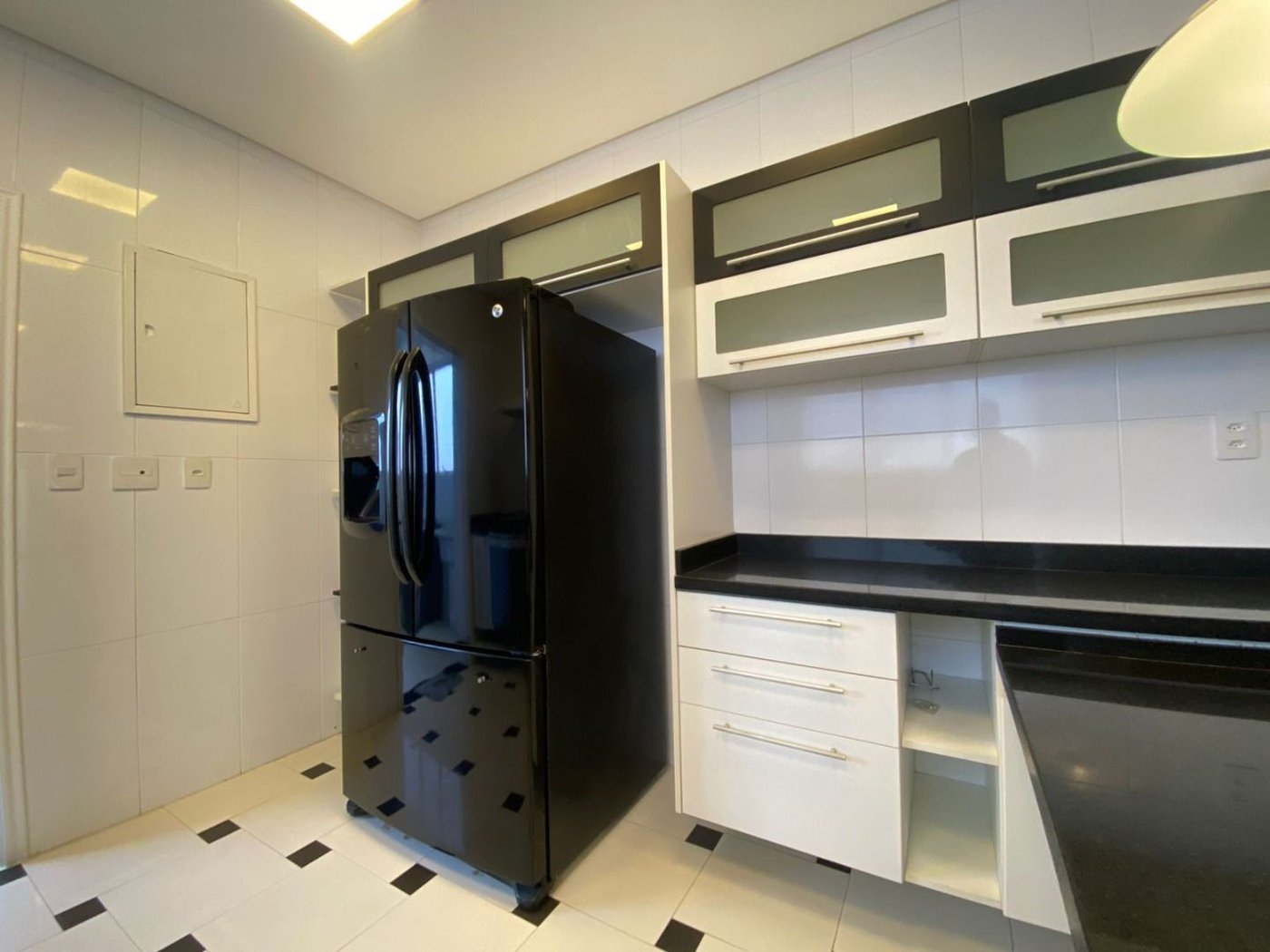 Apartamento com 3 dormitórios para alugar, 198 m² por R$ 16.000,02/mês - Gonzaga - Santos/SP