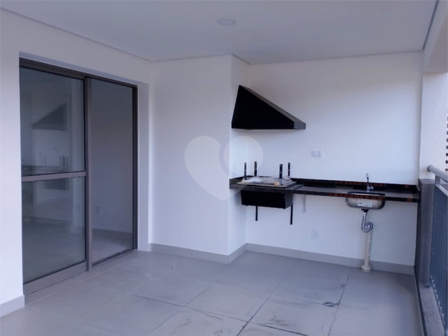 Apartamento à venda com 2 quartos em Santo Amaro, São Paulo, SP