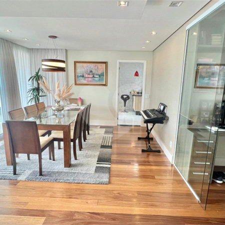 Apartamento à venda com 3 suítes em Jardim Monte Kemel, São Paulo, SP