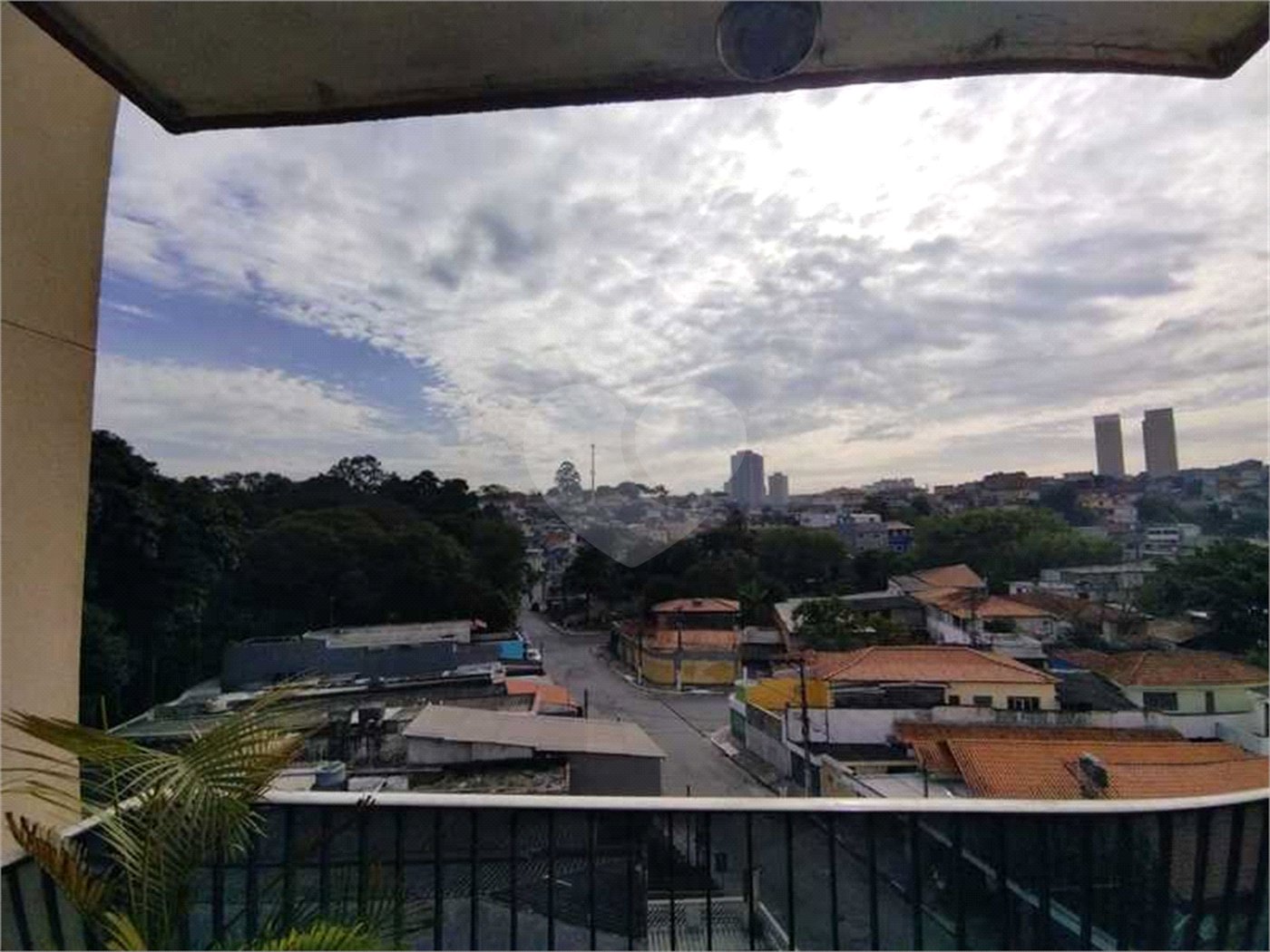 Apartamento à venda com 2 quartos, sendo 1 suíte, em Jardim Itacolomi, São Paulo, SP