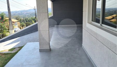 Casa à venda com 3 quartos, sendo 2 suítes,  no condomínio Terras de São Francisco, Vinhedo - SP
