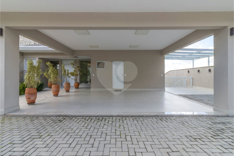 Casa à venda com 3 suítes no condomínio Parque Imperial da Cantareira, Mairiporã - SP