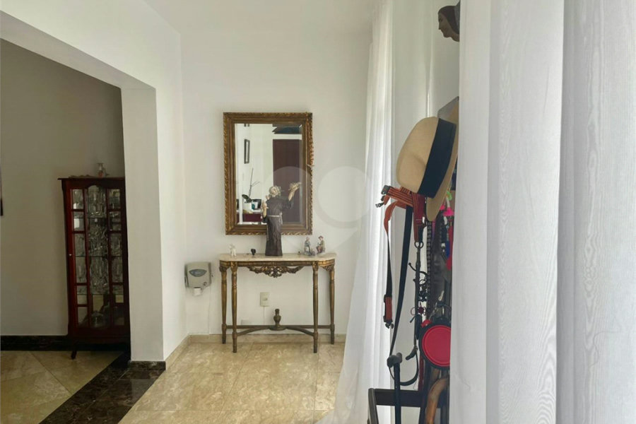 Sobrado à venda com 3 quartos, sendo 2 suítes, em Vila Mariana, São Paulo, SP