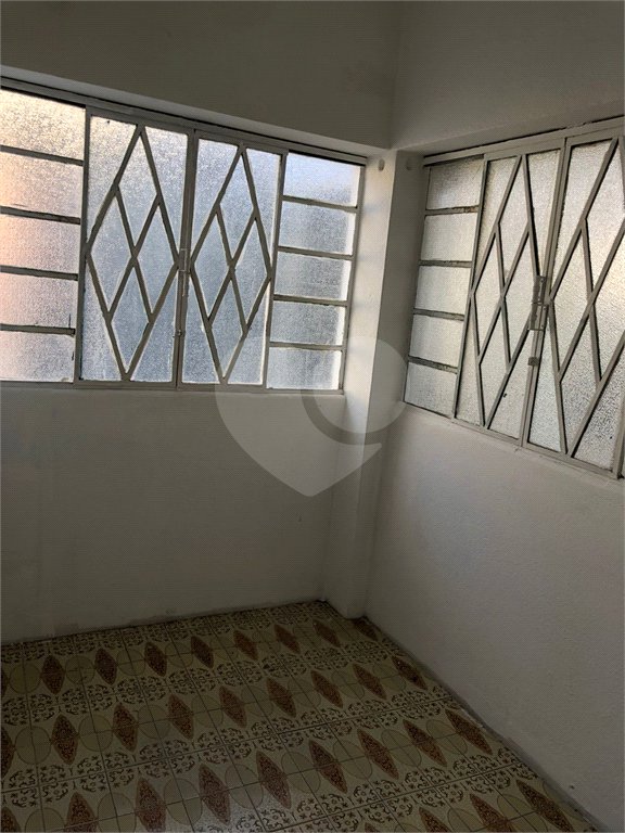 Casa à venda com 10 quartos em Santana, São Paulo, SP
