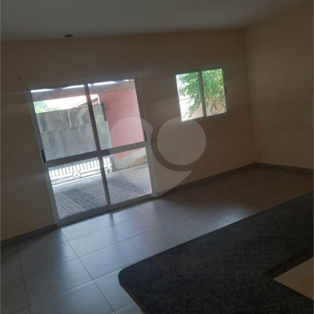 Casa à venda com 3 quartos em Vila Adriana, São José dos Campos, SP