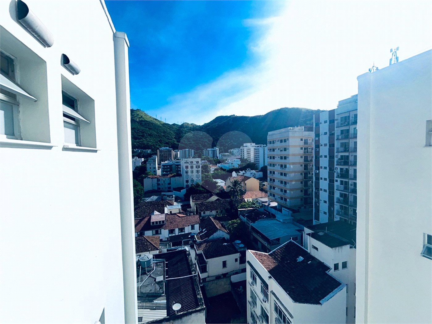 Apartamento à venda com 2 quartos, sendo 1 suíte, em Grajaú, Rio de Janeiro, RJ