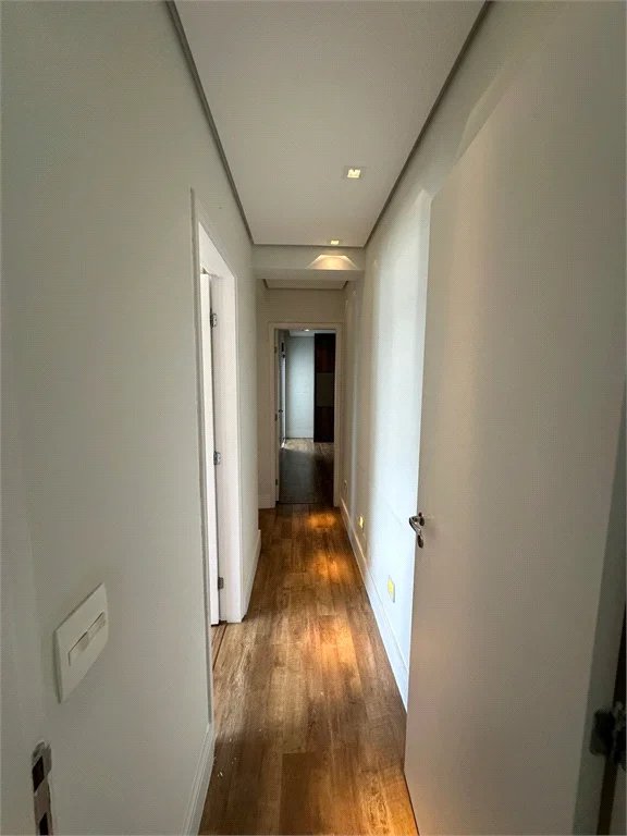 Apartamento à venda com 3 quartos, sendo 1 suíte, em Brooklin Paulista, São Paulo, SP