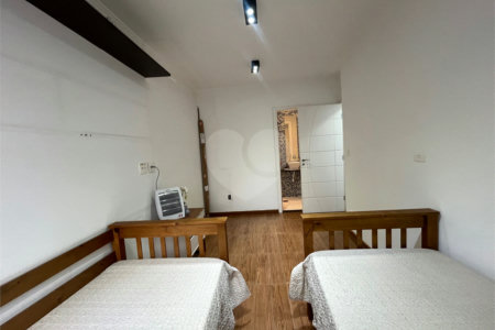 Casa à venda com 6 suítes no condomínio Chácara Francesa, São Paulo - SP
