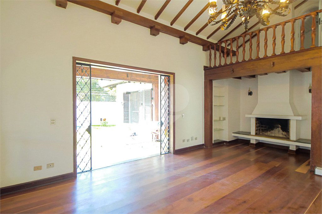 Casa Térrea à venda ou para alugar com 4 quartos, sendo 3 suítes, em Alto da Boa Vista, São Paulo, SP