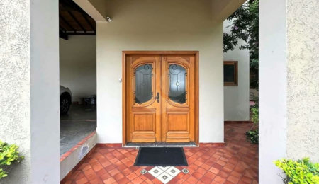 Casa à venda com 4 quartos, sendo 3 suítes,  em Jardim Passárgada I, Cotia, SP