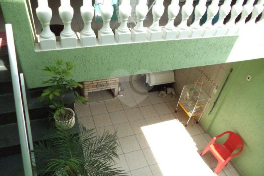 Sobrado à venda com 4 quartos, sendo 1 suíte,  em Parque Edu Chaves, São Paulo, SP