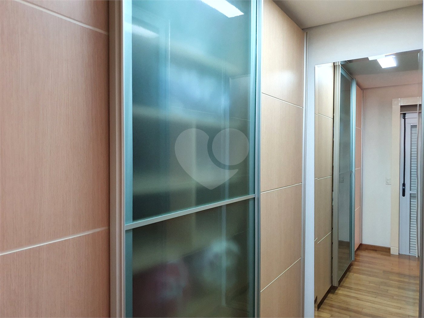 Apartamento à venda com 4 suítes em Jardim Marajoara, São Paulo, SP