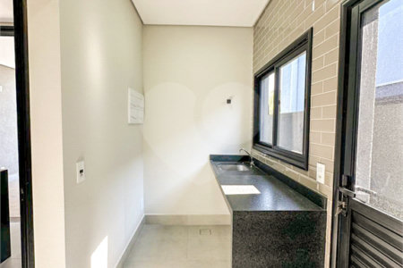 Casa à venda com 3 suítes no condomínio Residencial Mont'alcino, Valinhos - SP