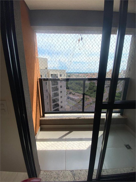 Apartamento à venda com 3 quartos, sendo 1 suíte,  em Vila Santana, Araraquara, SP