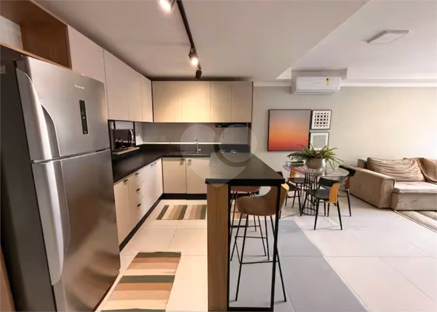 Apartamento à venda com 2 suítes em Jurerê, Florianópolis, SC