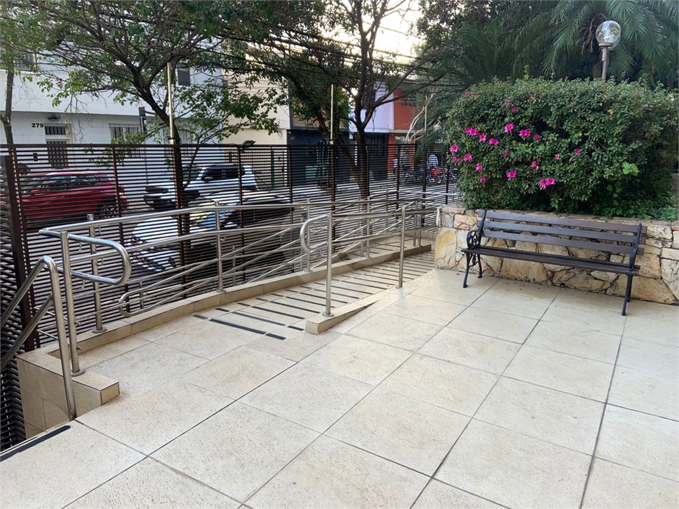 Apartamento à venda com 4 quartos, sendo 3 suítes,  em Pinheiros, São Paulo, SP