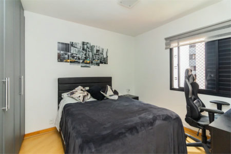 Apartamento à venda com 4 quartos, sendo 3 suítes, em Alto da Lapa, São Paulo, SP