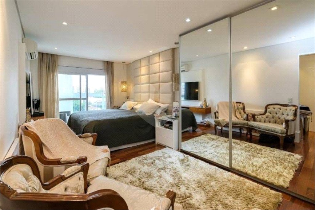 Apartamento à venda com 3 suítes em Vila Olímpia, São Paulo, SP