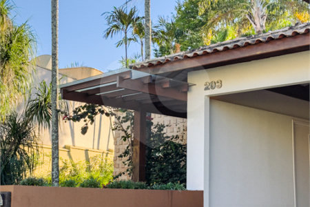 Casa à venda com 4 suítes no condomínio Villa Borghese, Indaiatuba - SP
