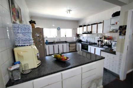 Casa à venda com 5 suítes em Jardim Colombo, Itapetininga, SP