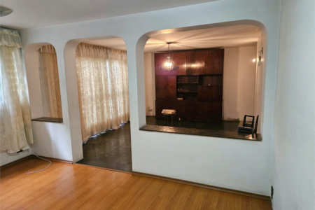 Sobrado à venda com 3 quartos, sendo 1 suíte, em Cidade Monções, São Paulo, SP