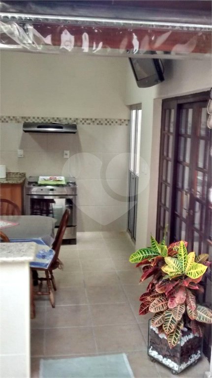 Casa à venda com 2 quartos em Vila Suissa, Mogi das Cruzes, SP