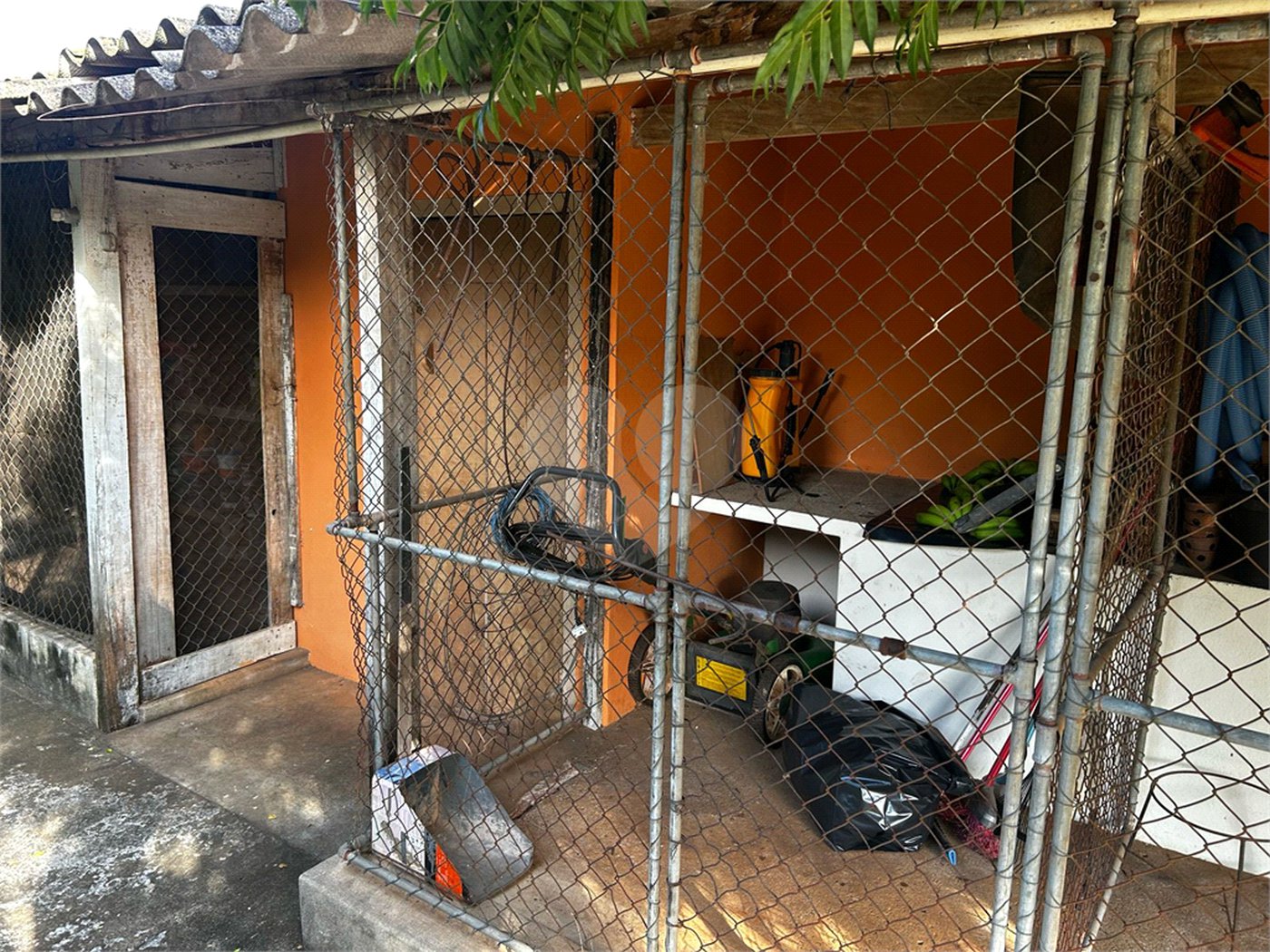 Casa à venda com 4 quartos, sendo 2 suítes, em Vila Aparecida, Itapetininga, SP