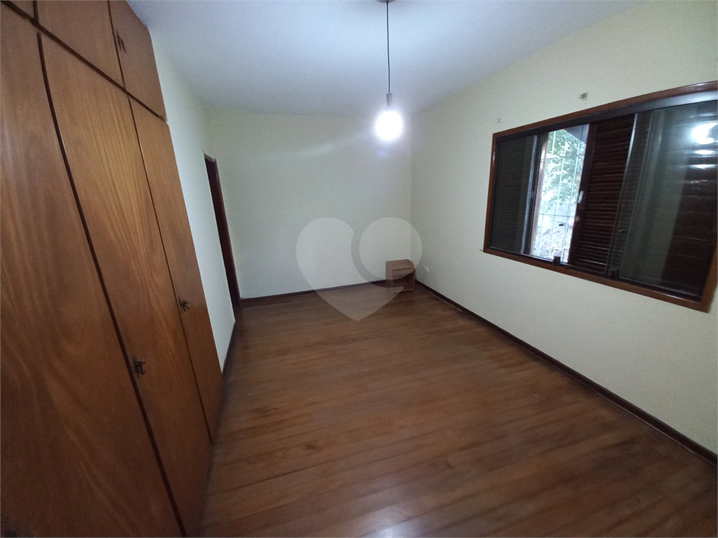 Casa à venda com 4 quartos, sendo 2 suítes,  em Parque Esmeralda, São Paulo, SP
