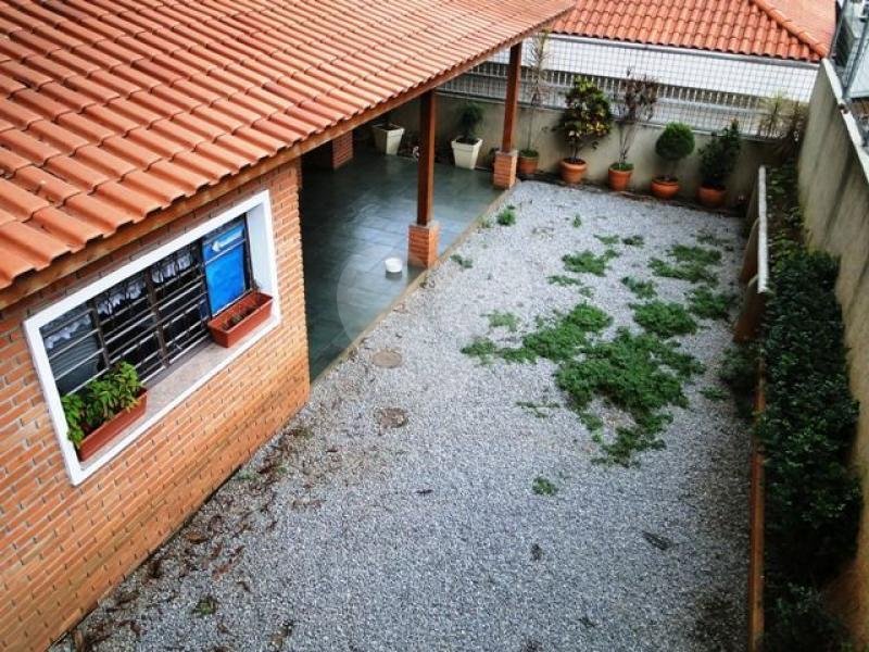 Sobrado à venda com 8 quartos, sendo 2 suítes,  em Santana, São Paulo, SP