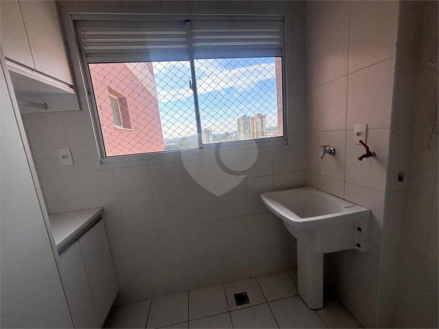 Apartamento à venda com 3 quartos, sendo 1 suíte, em Jardim Piratininga, Sorocaba, SP