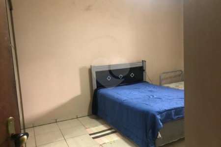 Casa Térrea à venda com 2 quartos, sendo 1 suíte, no Centro, Bom Jesus dos Perdões, SP