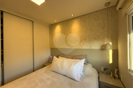 Apartamento à venda com 2 quartos, sendo 1 suíte,  em Jardim Leonor Mendes de Barros, São Paulo, SP
