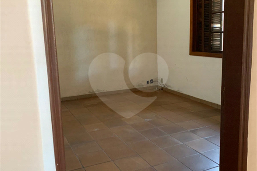Casa à venda com 3 quartos em Horto Florestal, São Paulo, SP