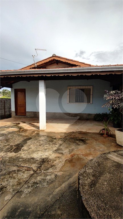 Casa à venda com 3 quartos, sendo 1 suíte, em Vila Santa Helena, Atibaia, SP