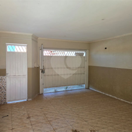 Casa à venda com 3 quartos, sendo 1 suíte, em Vila José Salem, Itapetininga, SP