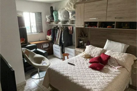 Sobrado à venda com 3 quartos em Jardim Laila, Embu das Artes, SP