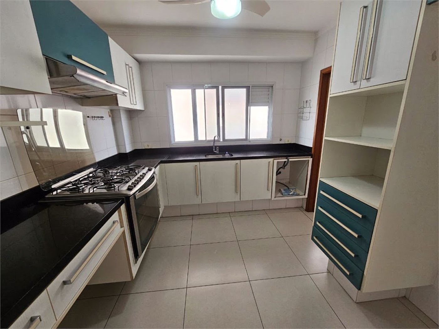 Apartamento com 3 dormitórios à venda, 167 m² por R$ 1.000.000,00 - Marapé - Santos/SP
