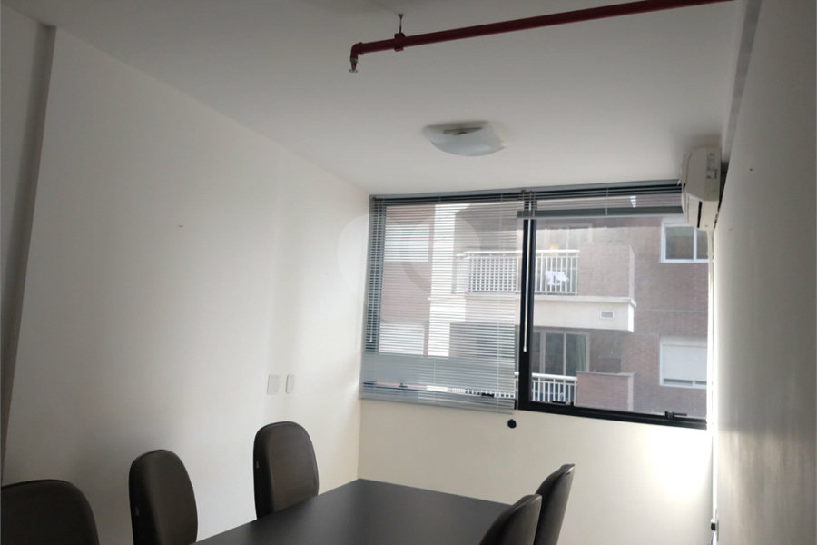 Sala à venda com 1 quarto em Vila Olímpia, São Paulo, SP