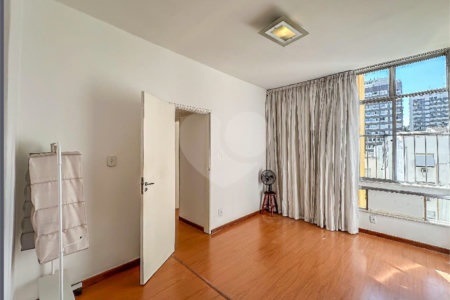 Cobertura à venda com 3 quartos, sendo 1 suíte,  em Flamengo, Rio de Janeiro, RJ