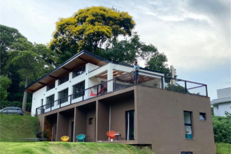 Casa à venda com 4 quartos, sendo 3 suítes,  no condomínio Vale da Santa Fé, Vinhedo - SP