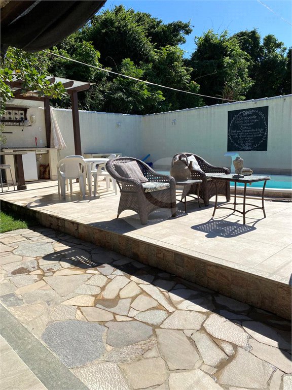 Casa em condomínio à venda com 3 quartos, sendo 2 suítes, em Caravelas, Armação dos Búzios, RJ