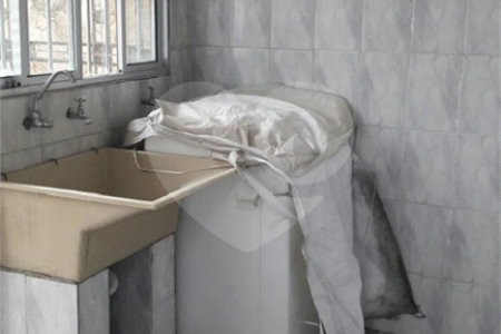 Casa Térrea à venda ou para alugar com 4 quartos, sendo 1 suíte, em Jardim Aeroporto, São Paulo, SP