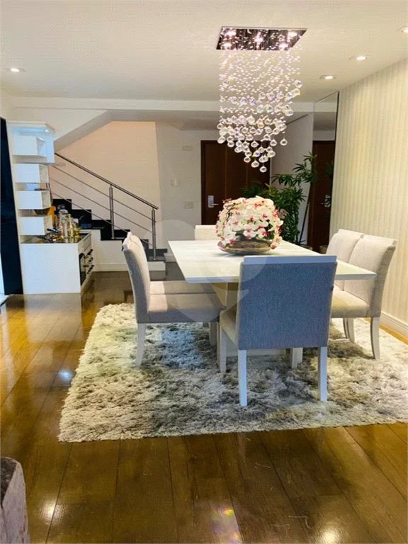 Apartamento com 170m² , 2 dormitórios , sendo 2 suítes , 3 vagas , à venda no bairro Jardim , em Santo André.