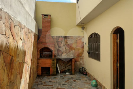 Sobrado à venda com 3 quartos, sendo 2 suítes, em Cidade Cruzeiro do Sul, Suzano, SP