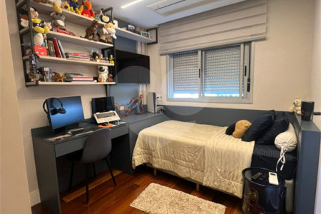 Apartamento à venda com 3 suítes em Jardim Marajoara, São Paulo, SP